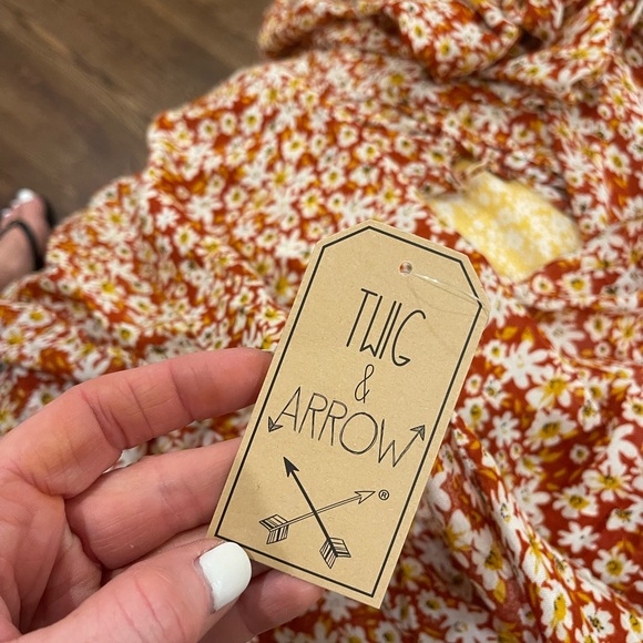 NWT Twig and Arrow Rayon rope gathered shrug - Picture 3 of 10